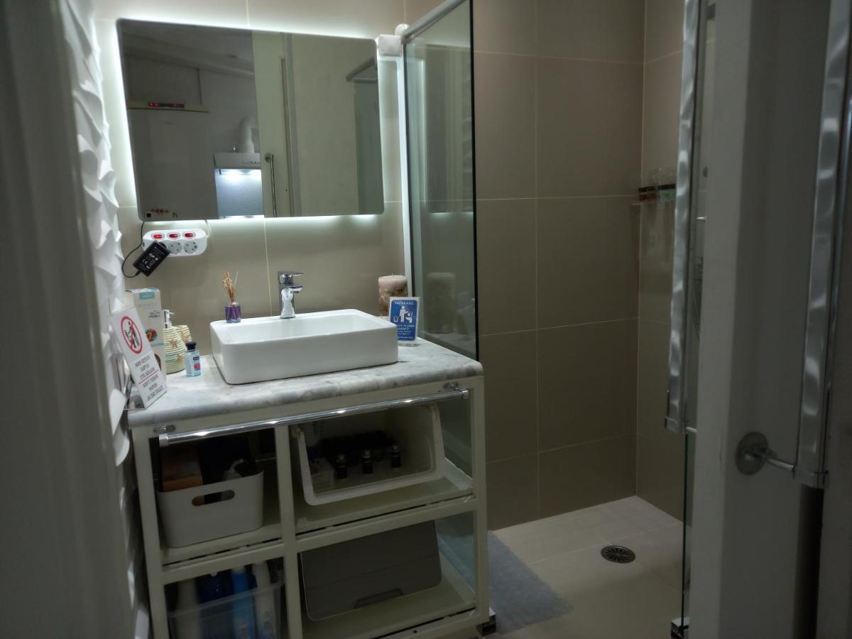 Luxury Loving Home Толон Екстериор снимка